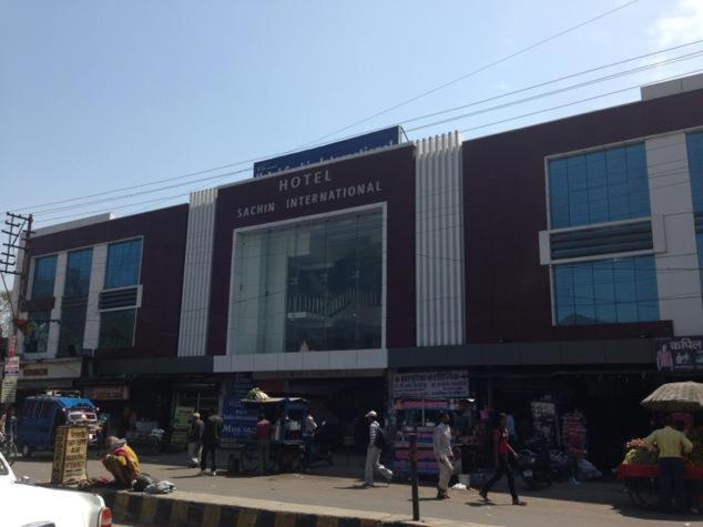 Hotel Sachin International, Haridwar Kankhal Экстерьер фото
